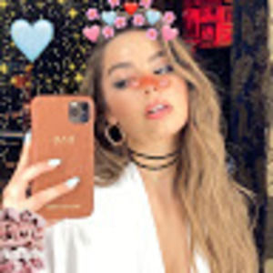 Meet your Posher, Nini